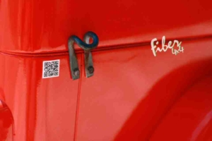 Carroceria CJ-5 - Bi partida - Grade modelo Americana