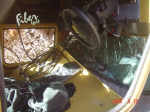 Resistência e garantia de 5 anos Fiber 4x4