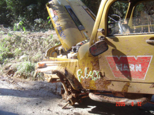 Resistência e garantia de 5 anos Fiber 4x4